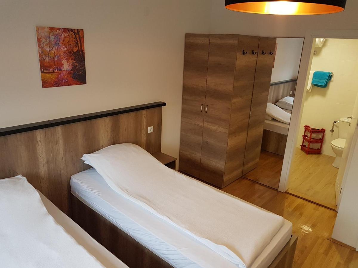Apartmani Simić Quatro Valjevo Exterior foto